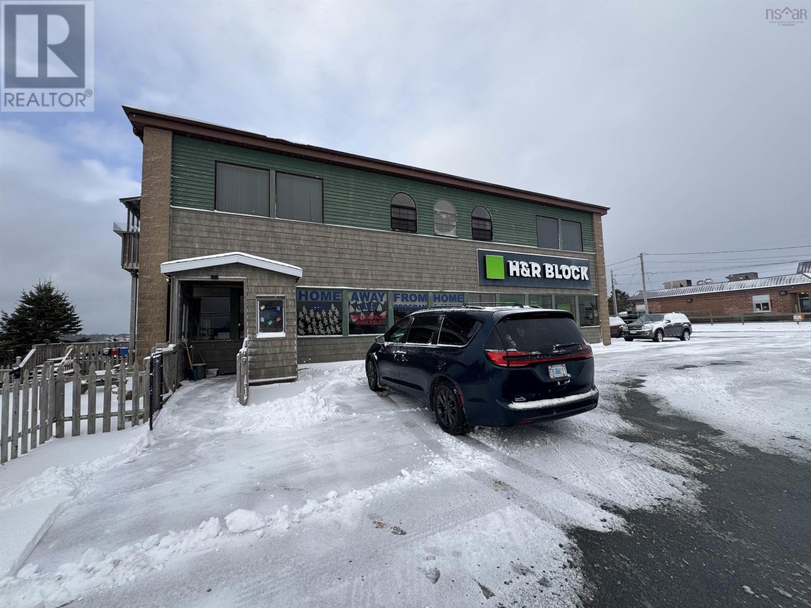 Property 10 of 20 of 42 Highway 330