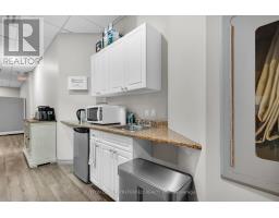 118-119 - 379 Dundas Street, London East, ON N6B1V5 Photo 9