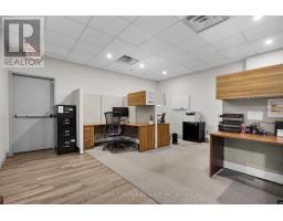 118-119 - 379 Dundas Street, London East, ON N6B1V5 Photo 26
