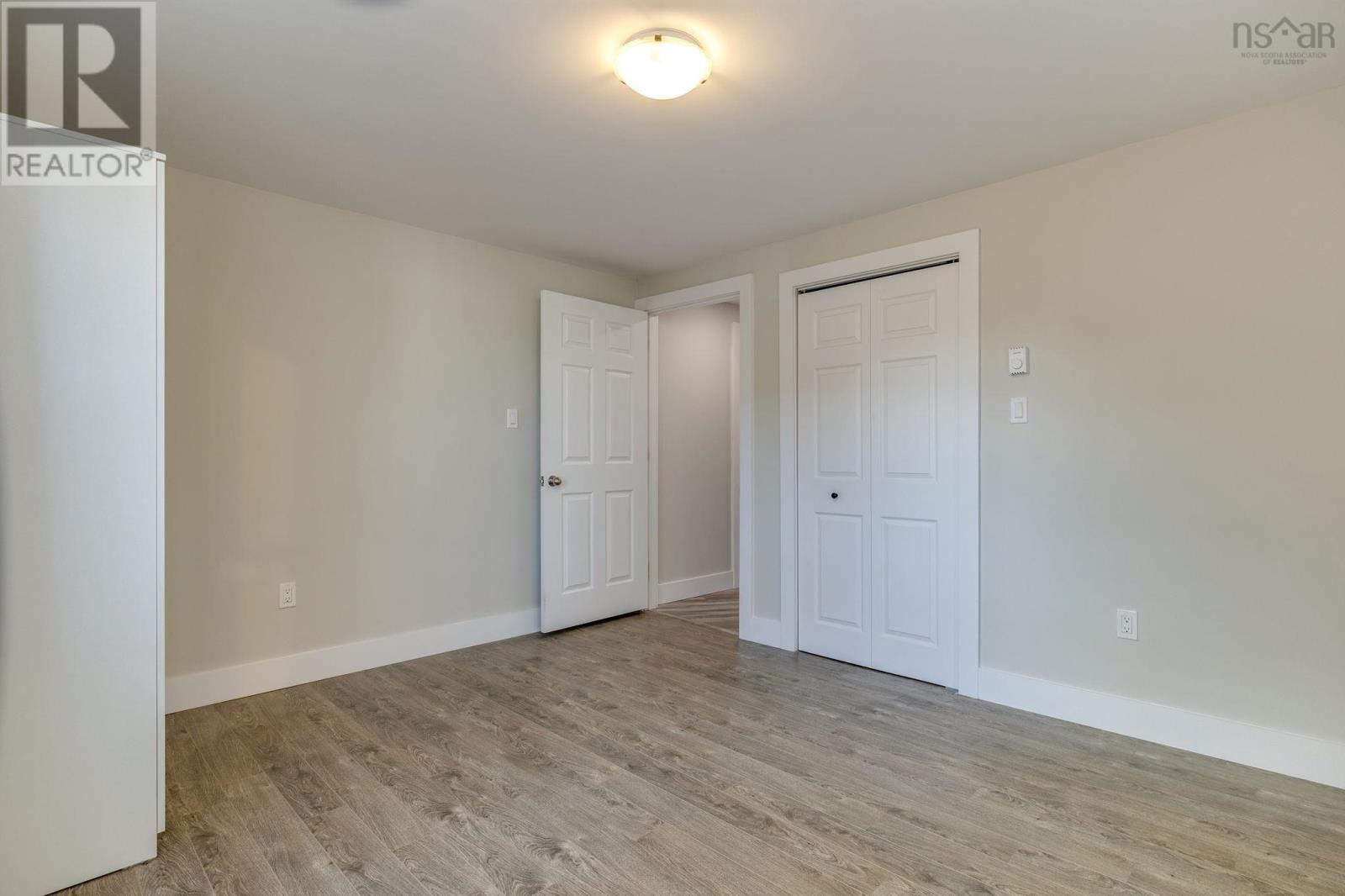 Property 22 of 41 of 406 Glen Rise Drive