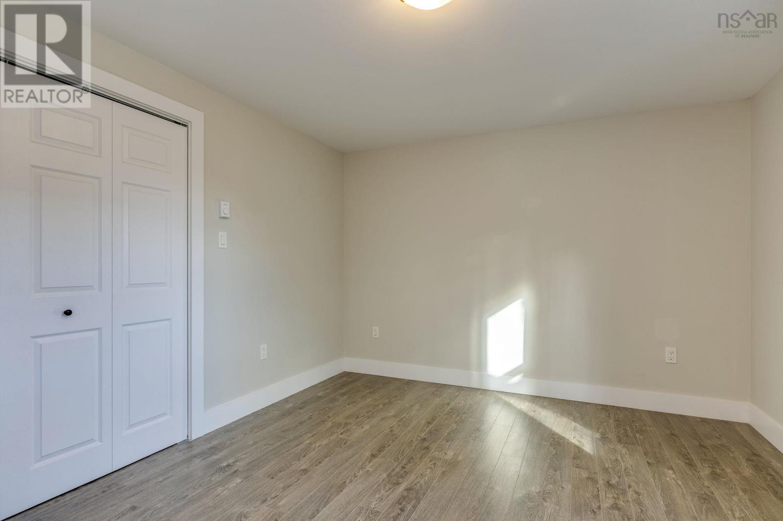 Property 20 of 41 of 406 Glen Rise Drive