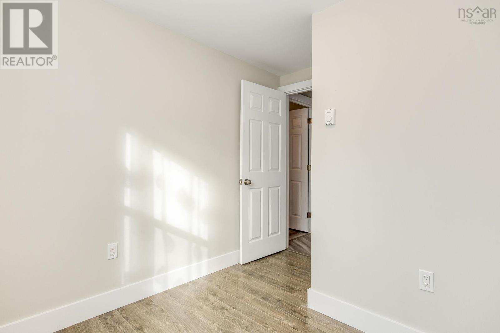 Property 32 of 41 of 406 Glen Rise Drive