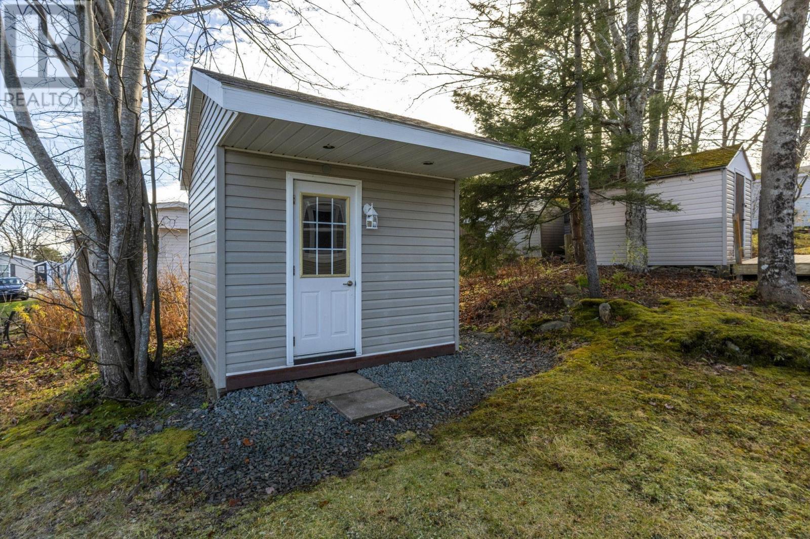 Property 39 of 41 of 406 Glen Rise Drive