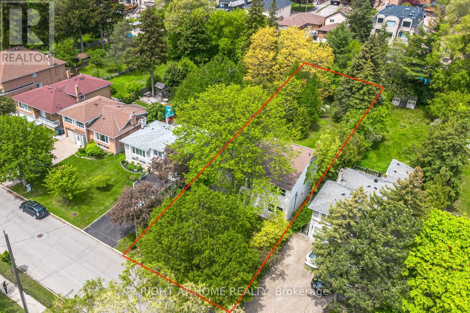 144 WEDGEWOOD DRIVE - 35
