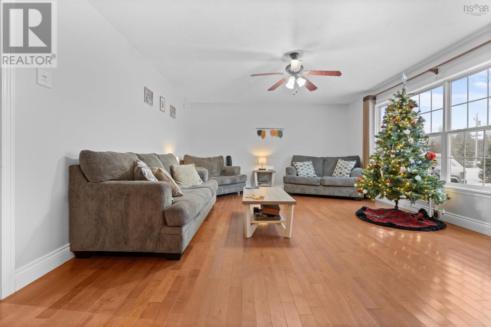 Property 11 of 49 of 95 Riverbend Drive