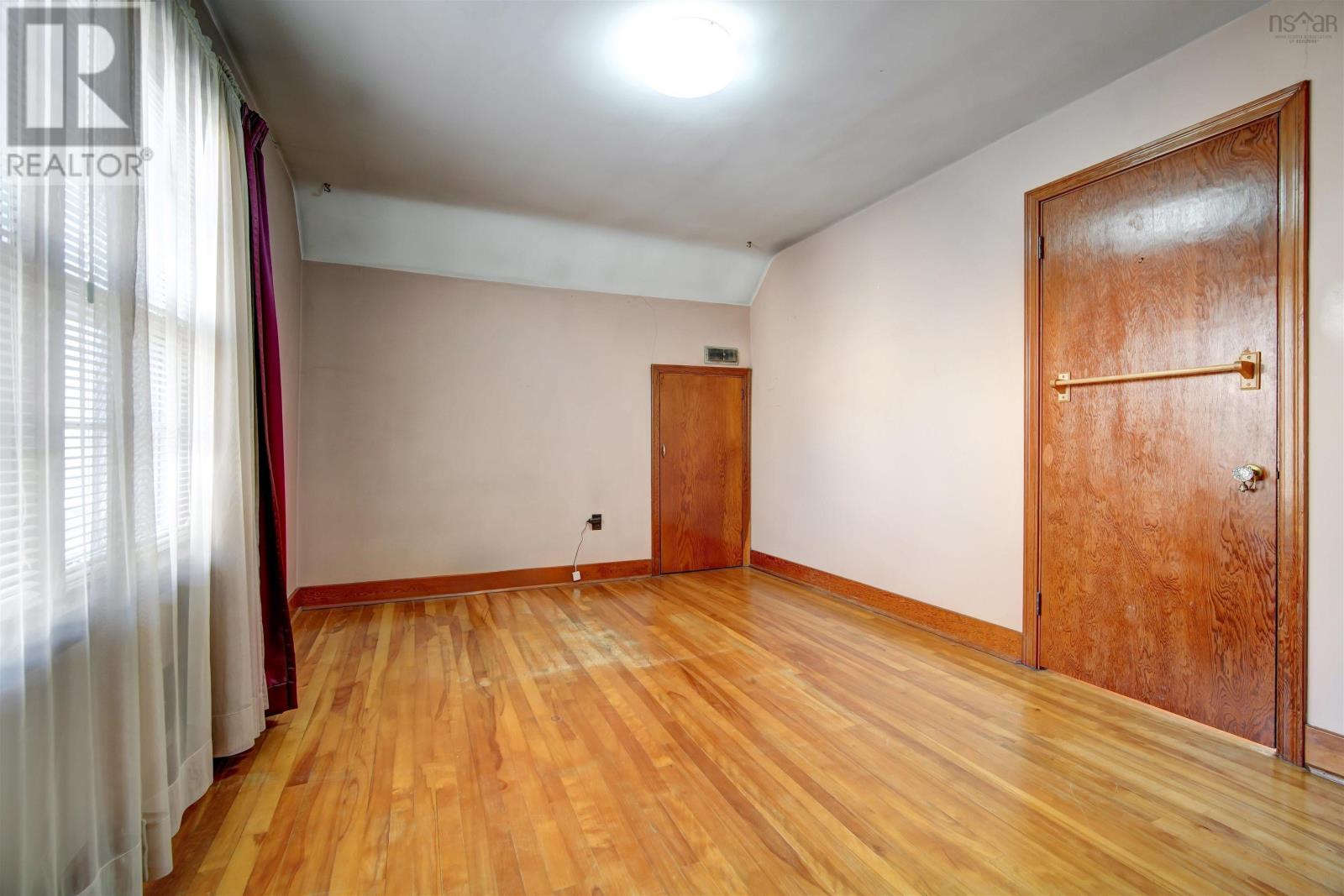 Property 34 of 44 of 3156 Aikens Avenue