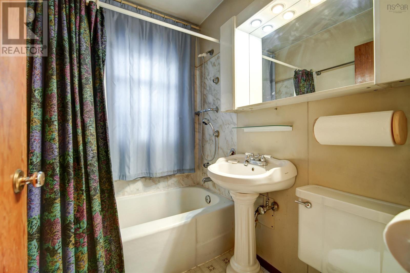 Property 12 of 44 of 3156 Aikens Avenue