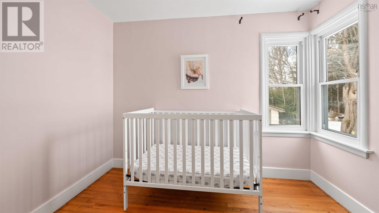 Property 18 of 43 of 186 Empire Street