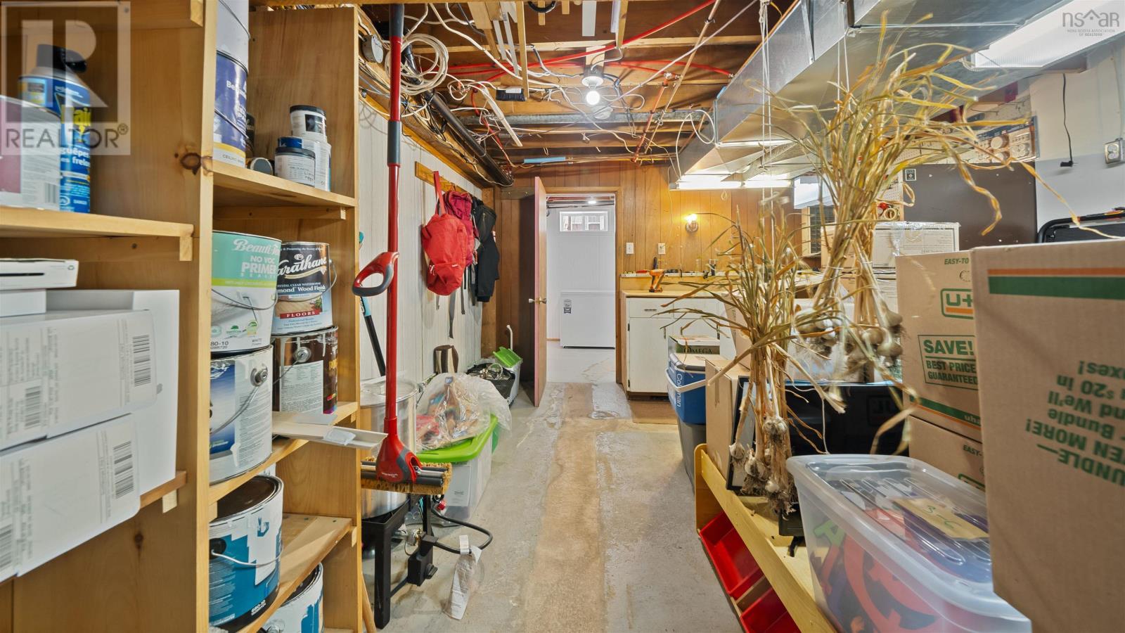 Property 33 of 43 of 186 Empire Street