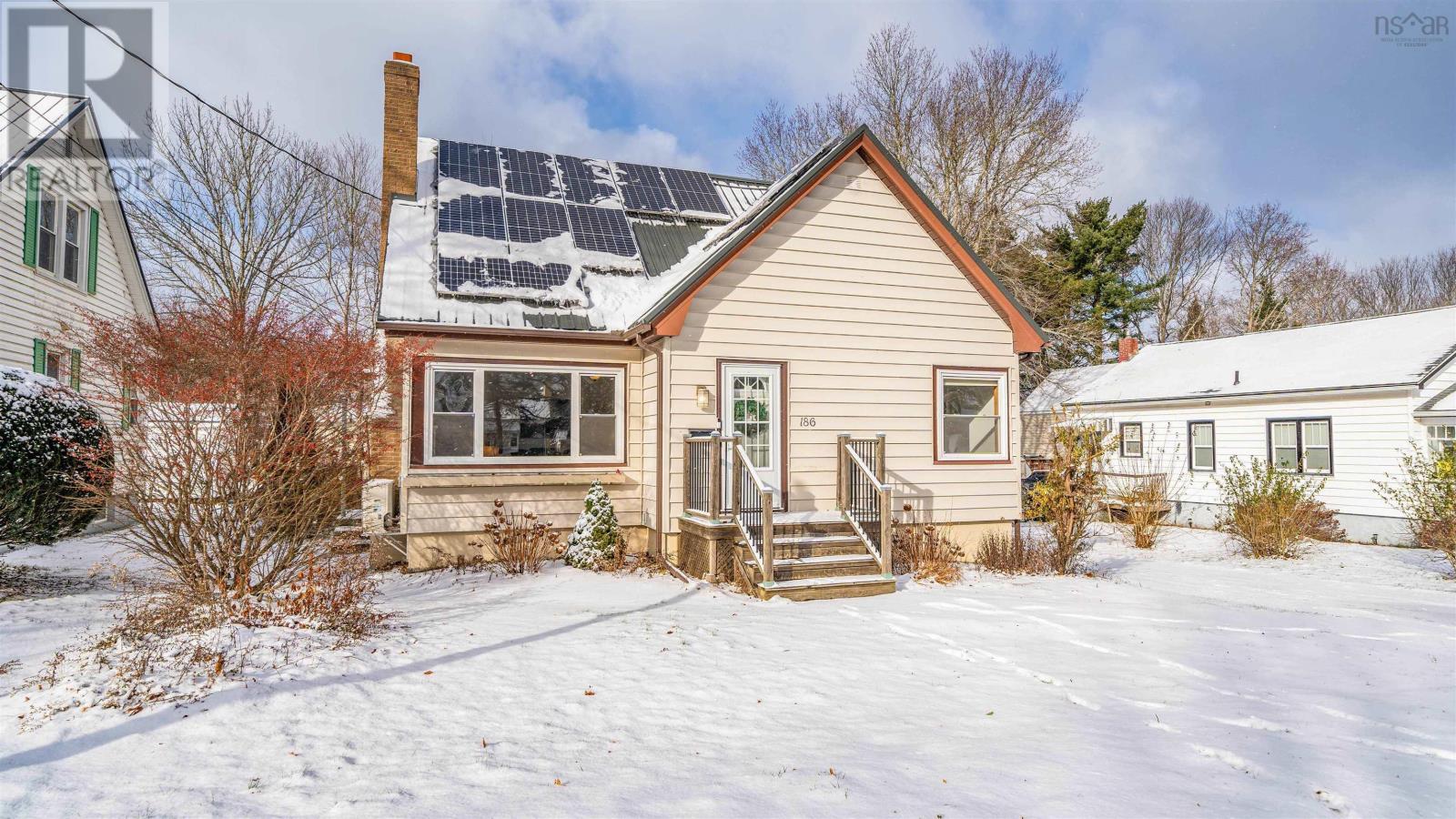 Property 37 of 43 of 186 Empire Street