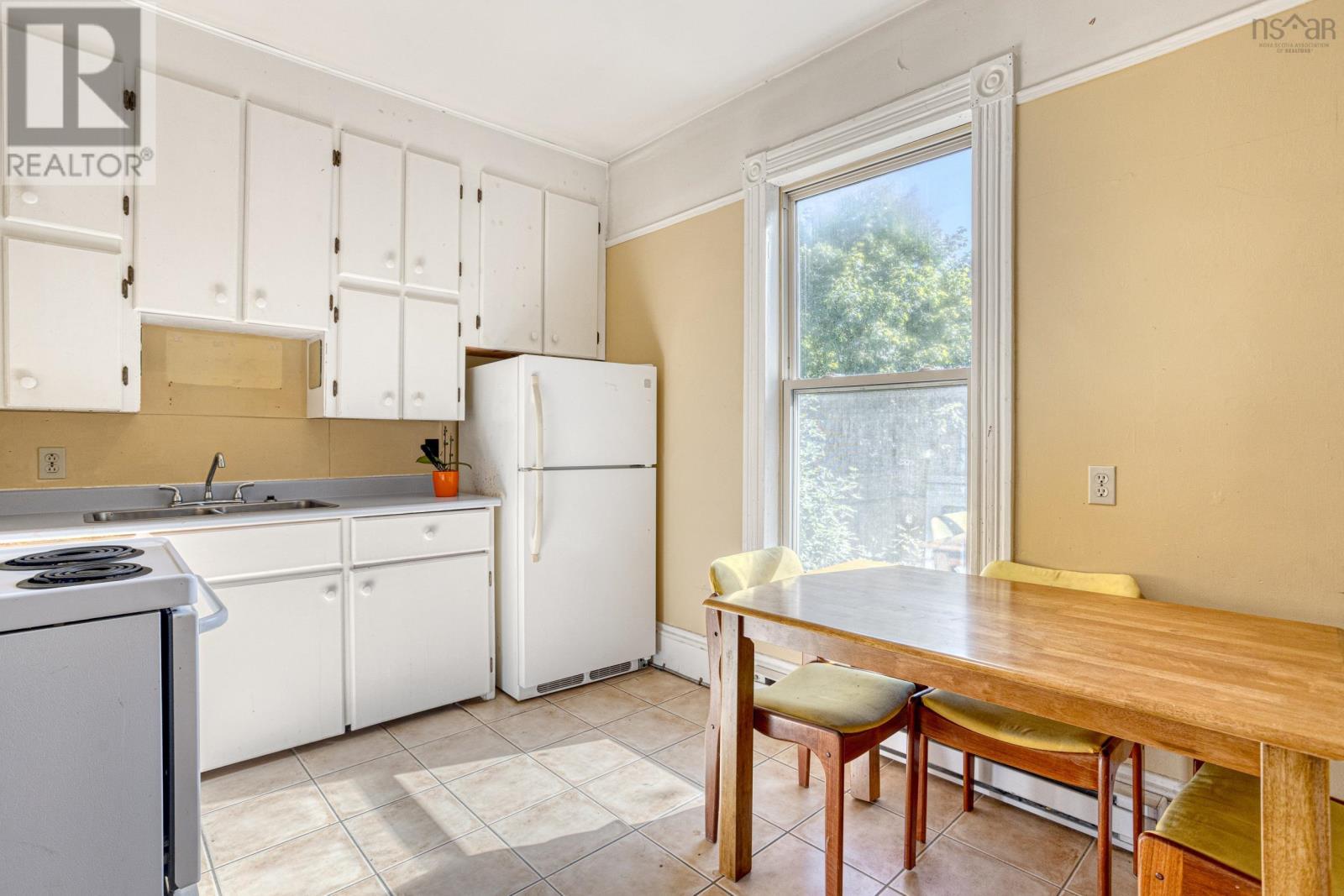 Property 20 of 38 of 5554- 5556 Atlantic Street