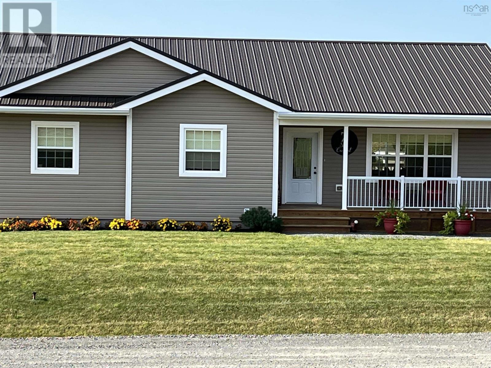 Property 31 of 46 of 7 Skye Crescent