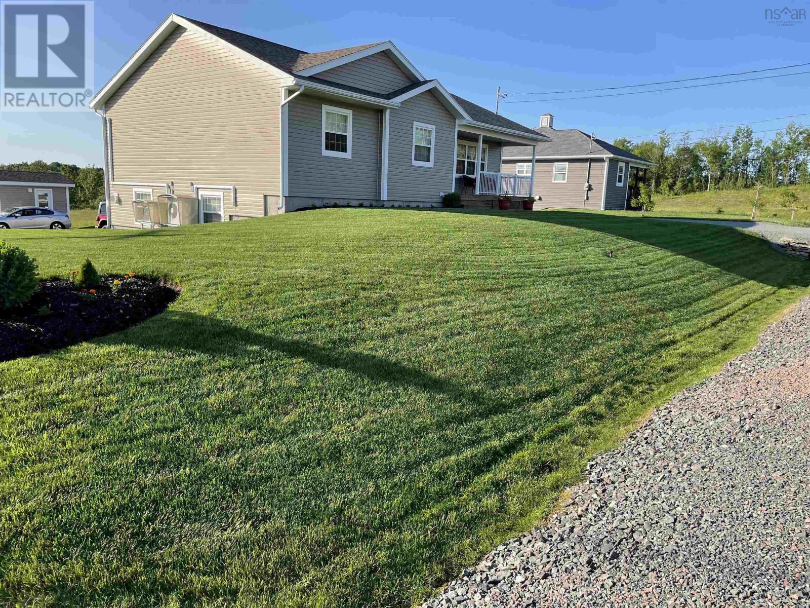 Property 43 of 46 of 7 Skye Crescent