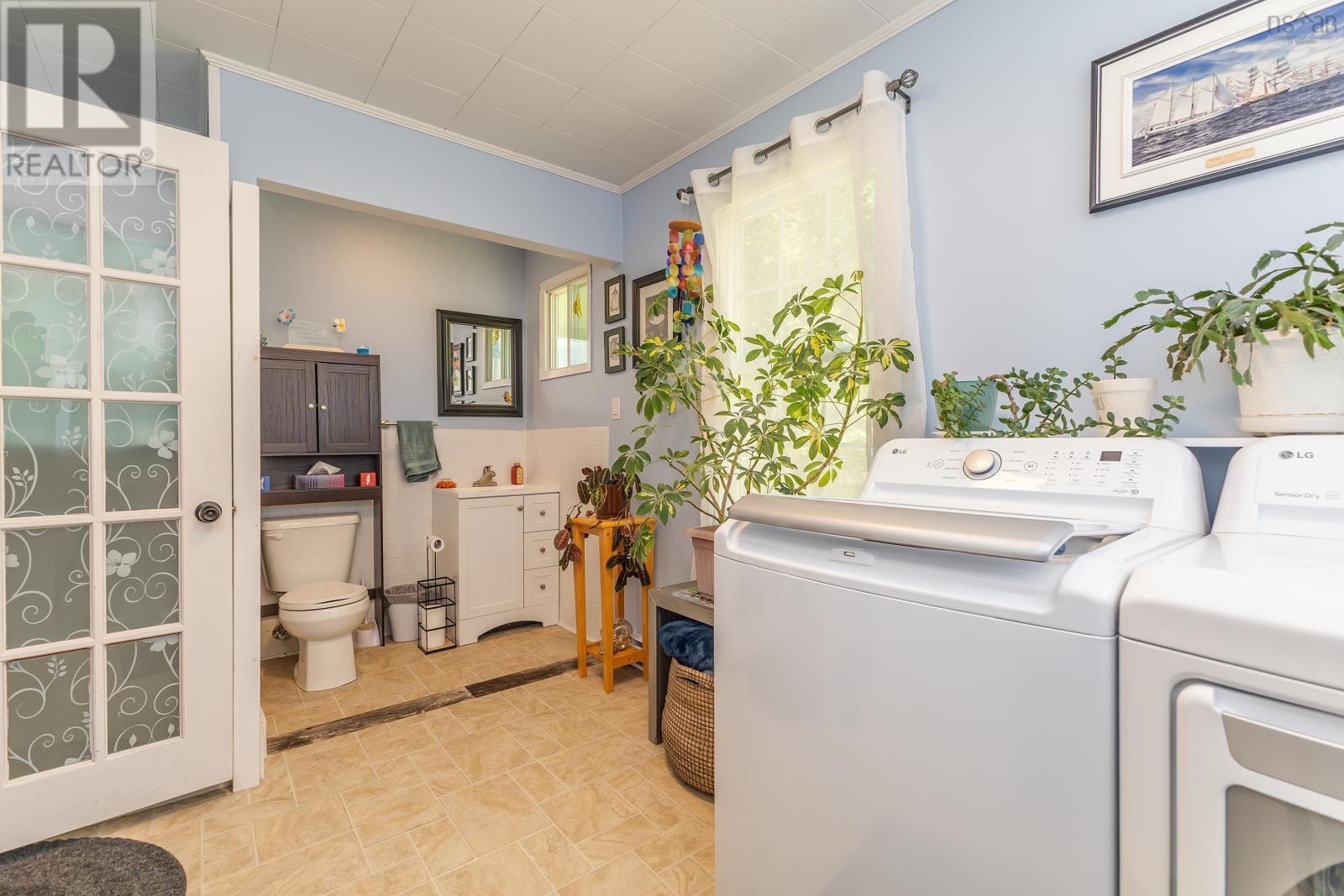 Property 21 of 50 of 42 Oldham Road