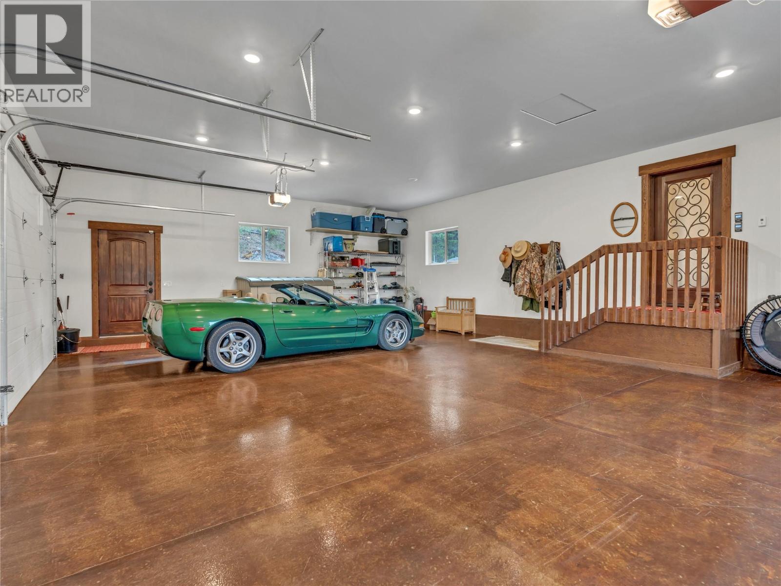  1788 WILLOWBROOK Road, Oliver