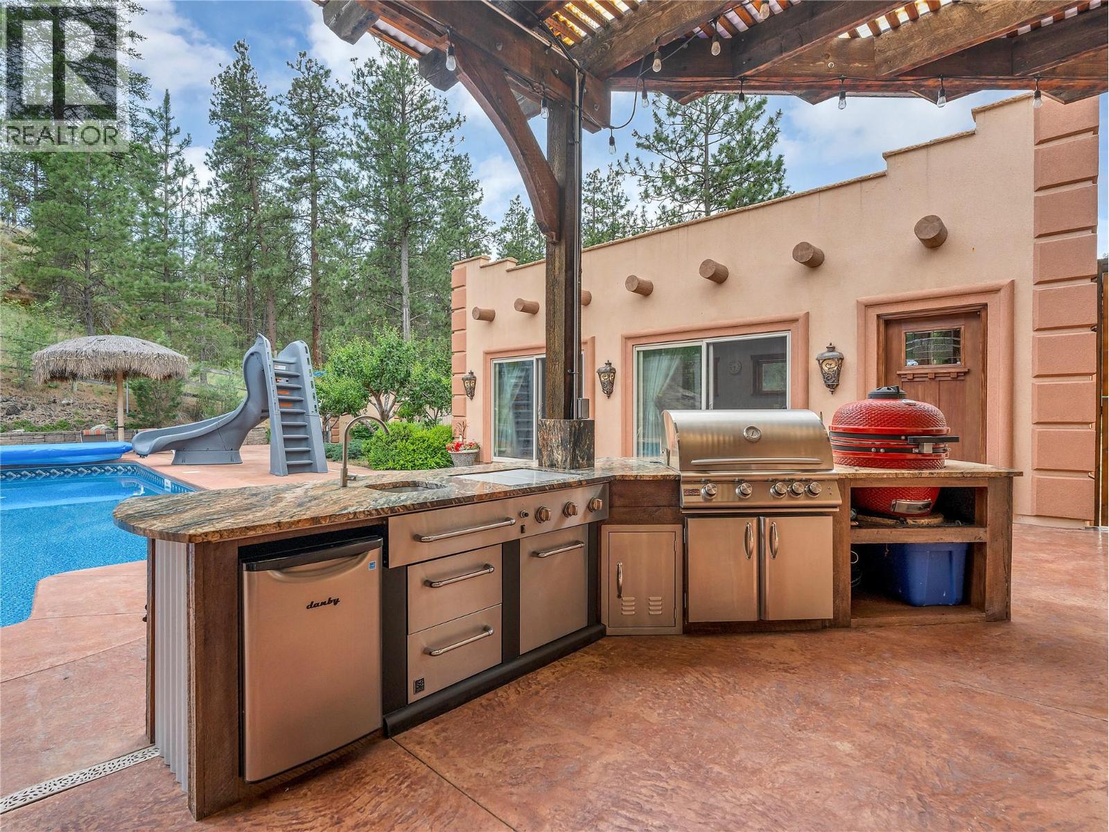  1788 WILLOWBROOK Road, Oliver