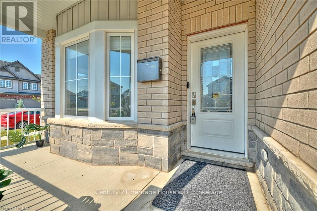 14 OVERHOLT DRIVE - 4
