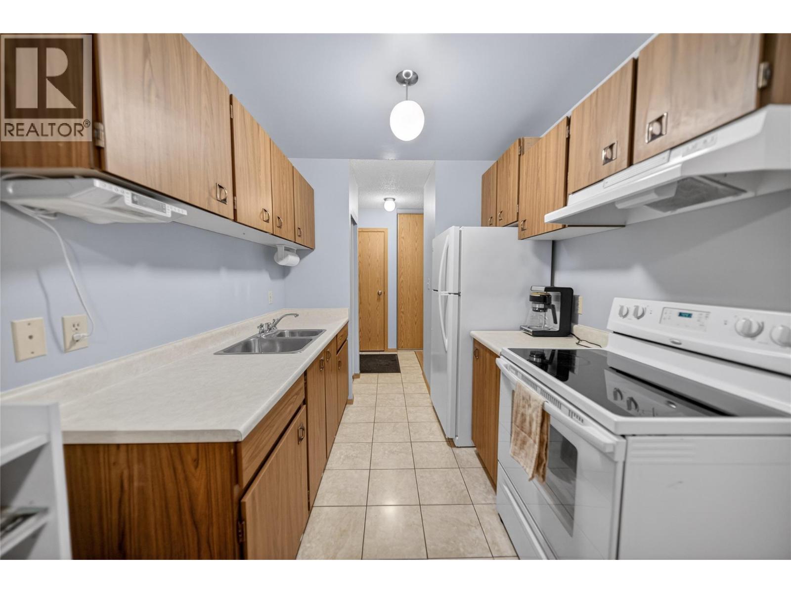 1299 Ponderosa Drive Unit# 304A, Sparwood