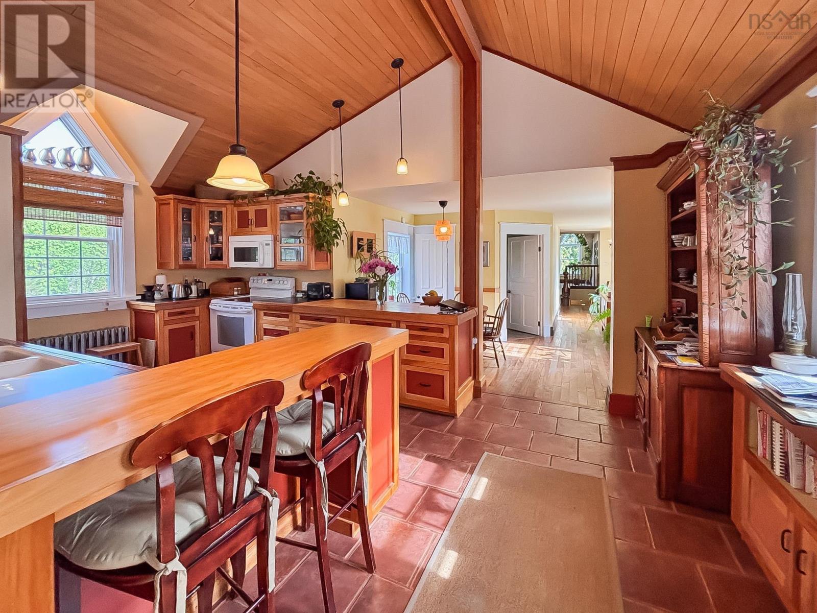 Property 15 of 50 of 57 King Street