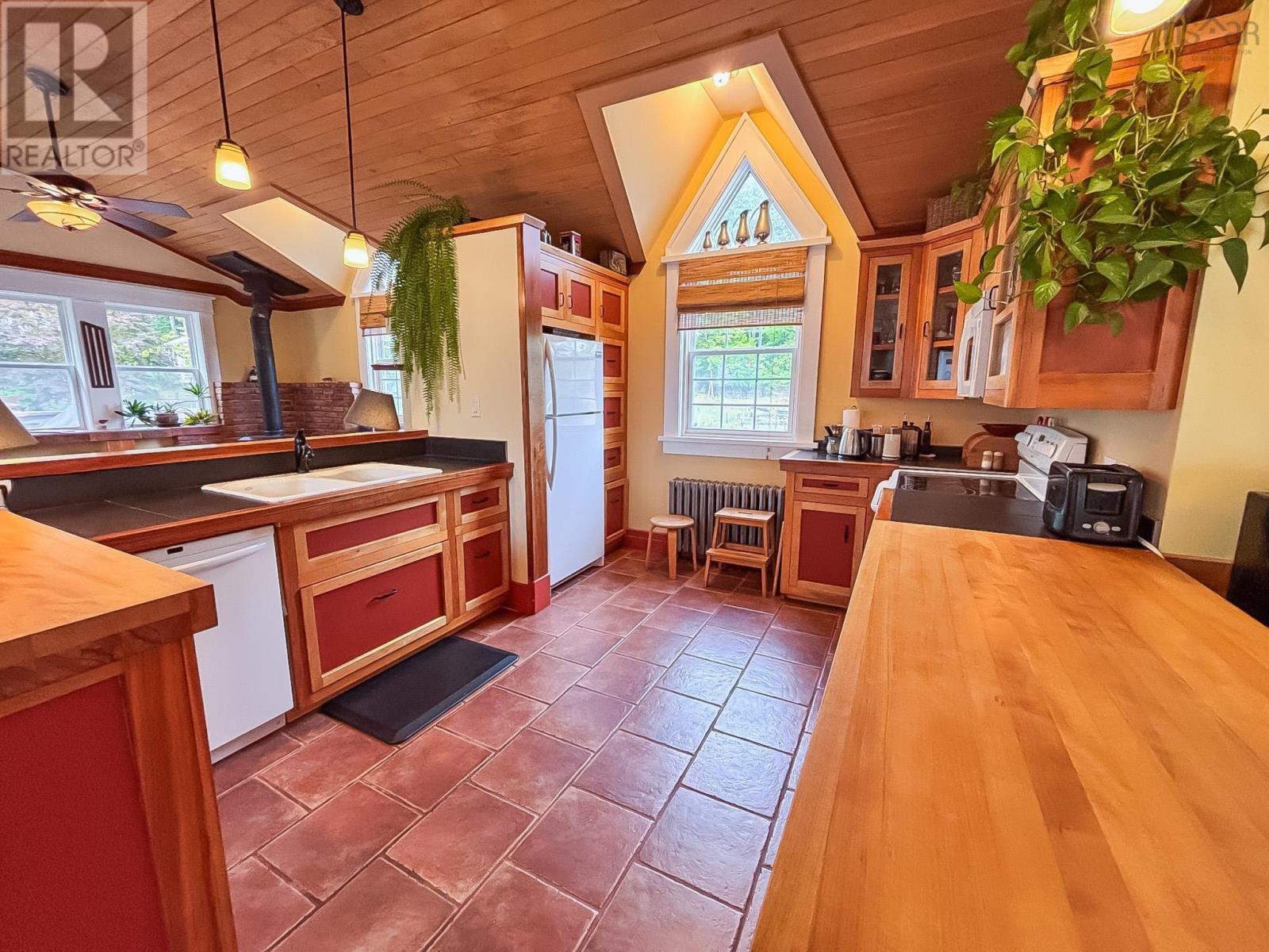 Property 20 of 49 of 57 King Street