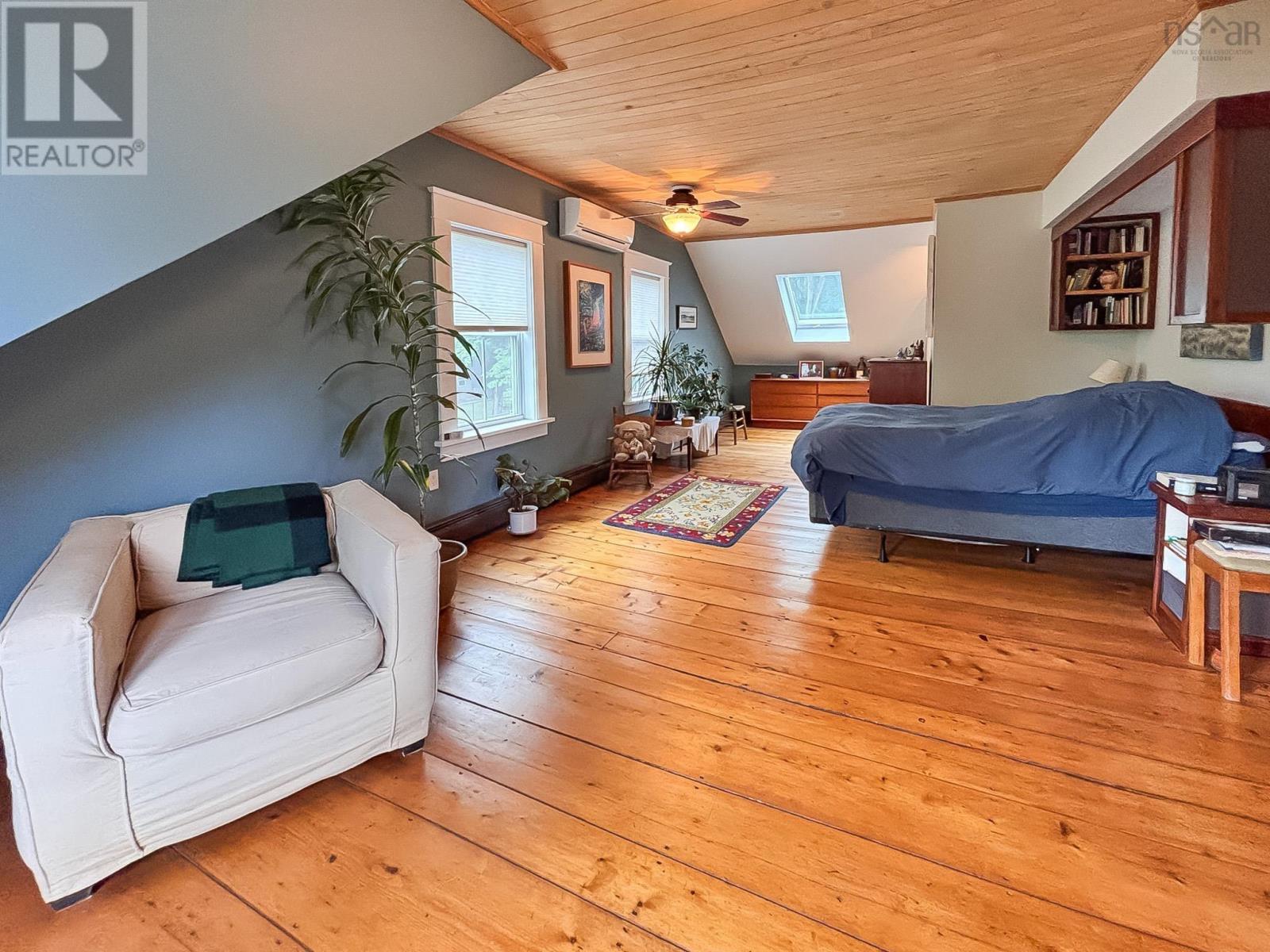 Property 29 of 49 of 57 King Street