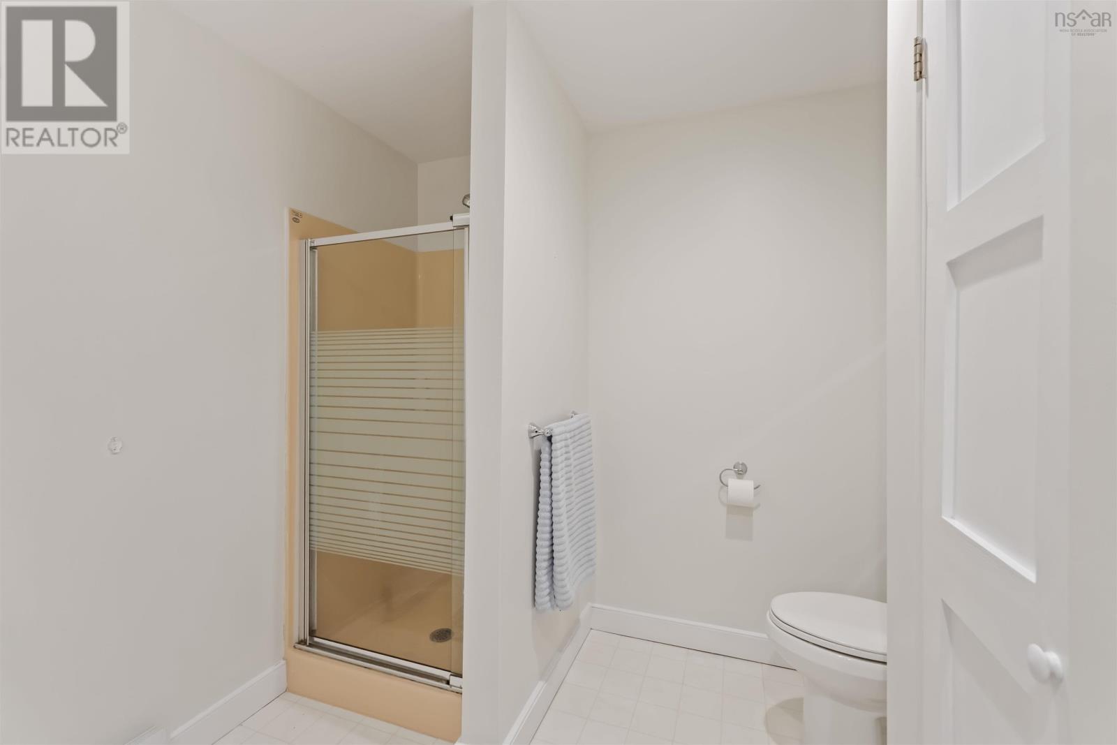 Property 27 of 48 of 69 Sherwood Drive