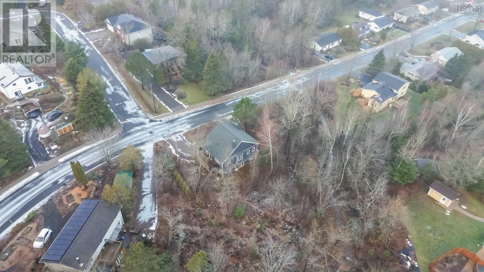 Property 46 of 48 of 69 Sherwood Drive