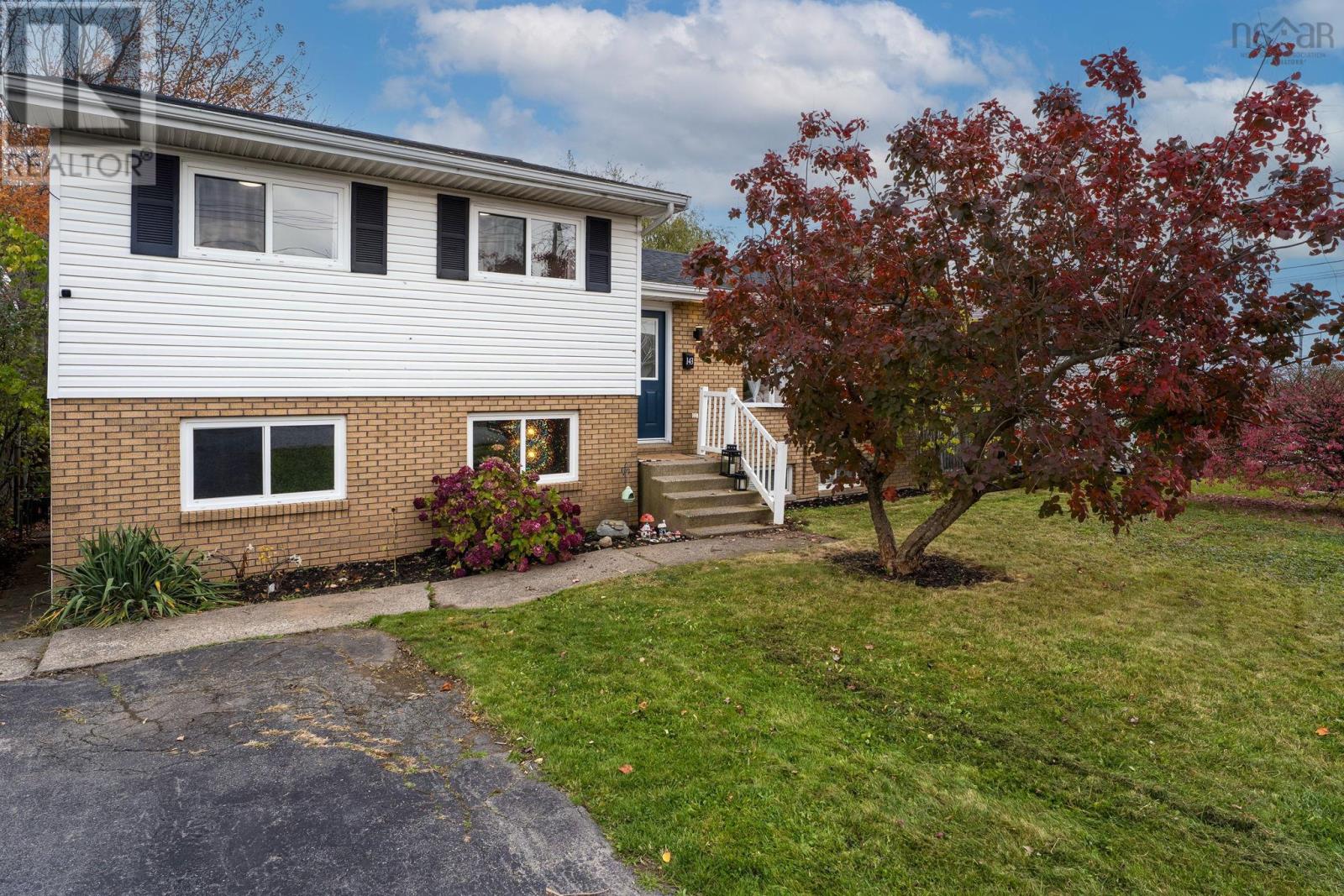 Property 36 of 44 of 143 Amaranth Crescent