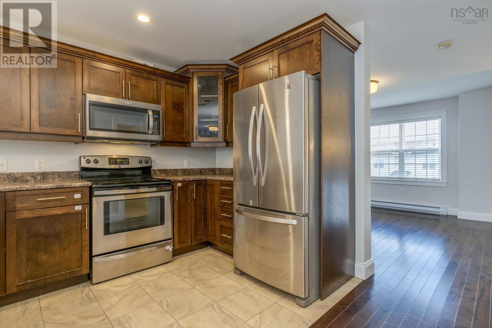 Property 10 of 45 of 182 Darlington Drive