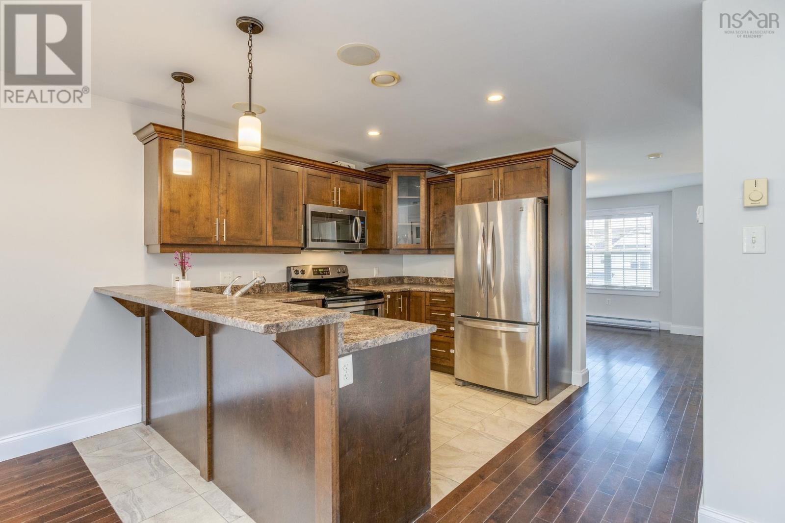 Property 16 of 45 of 182 Darlington Drive