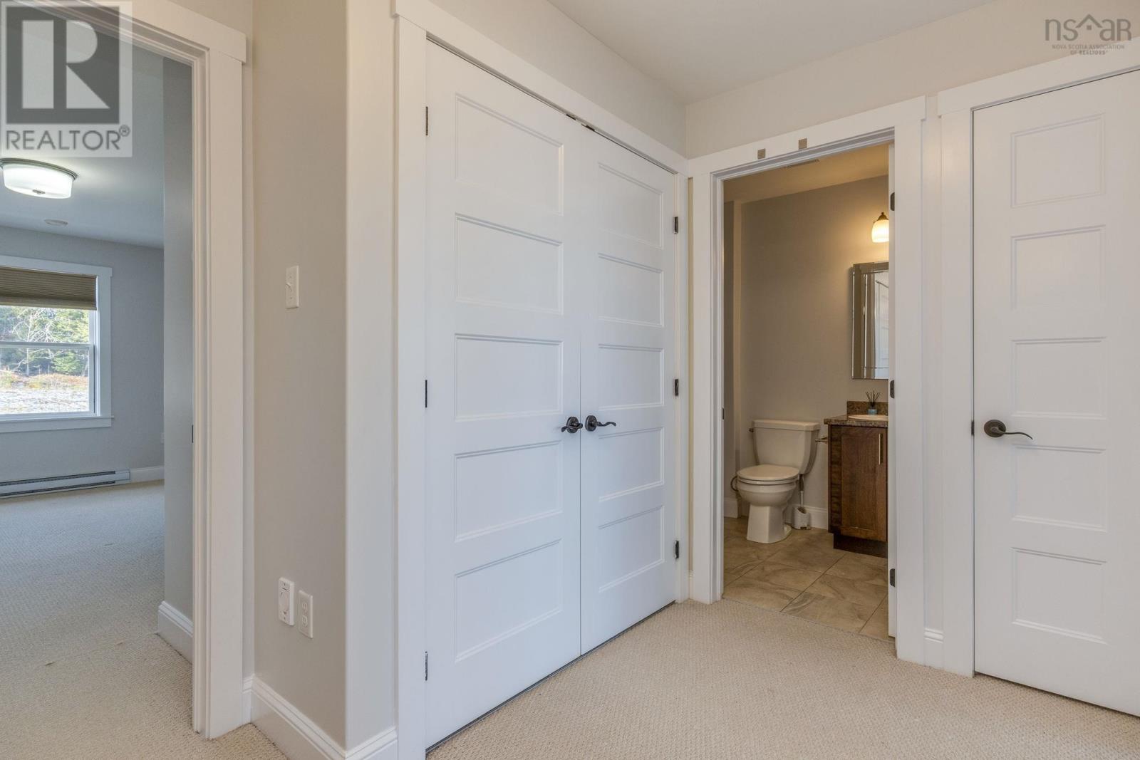 Property 21 of 45 of 182 Darlington Drive