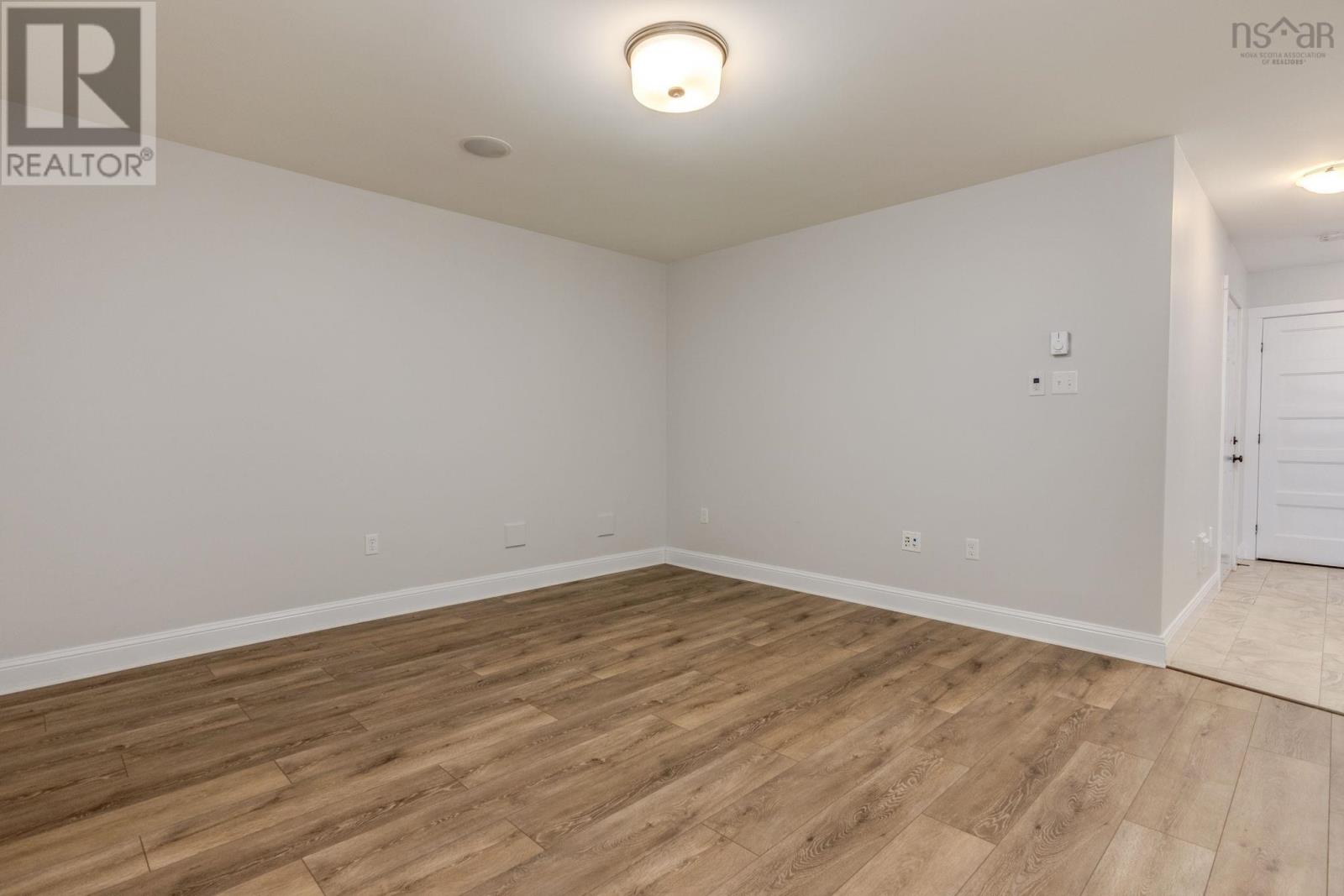 Property 36 of 45 of 182 Darlington Drive