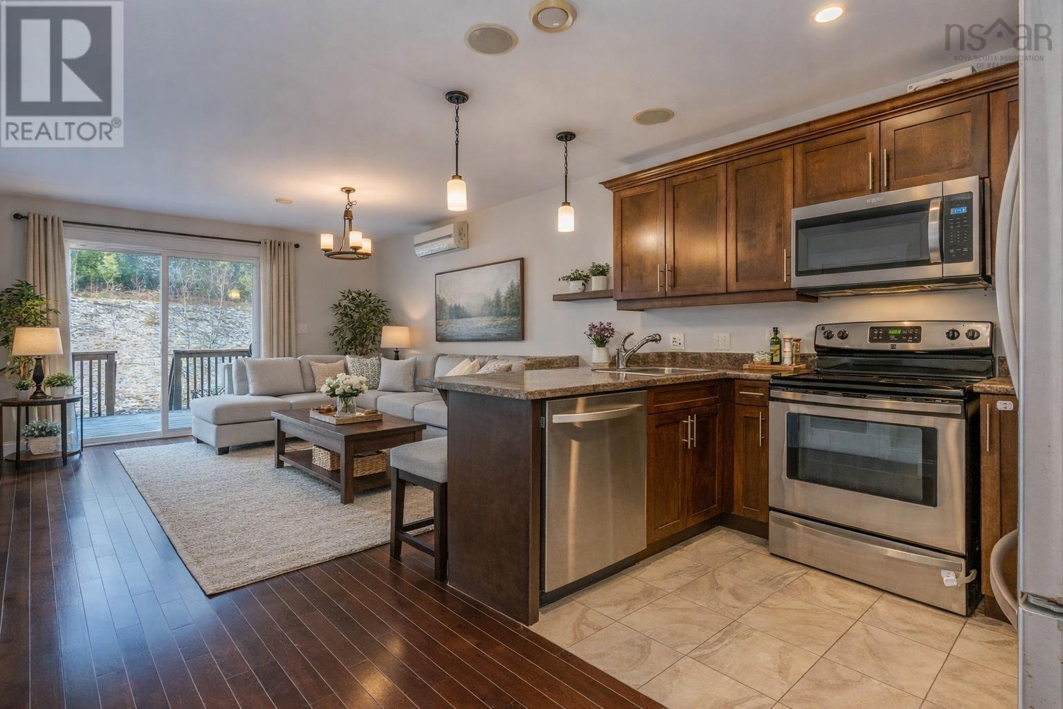 Property 8 of 45 of 182 Darlington Drive