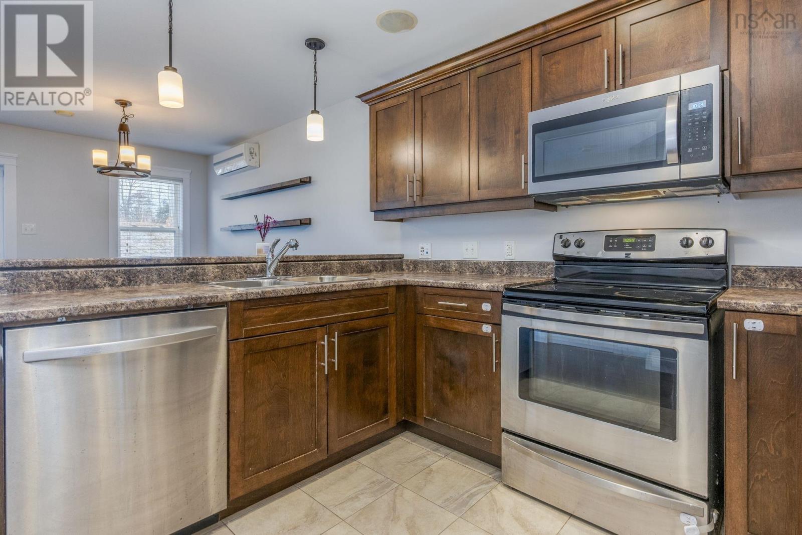 Property 9 of 45 of 182 Darlington Drive