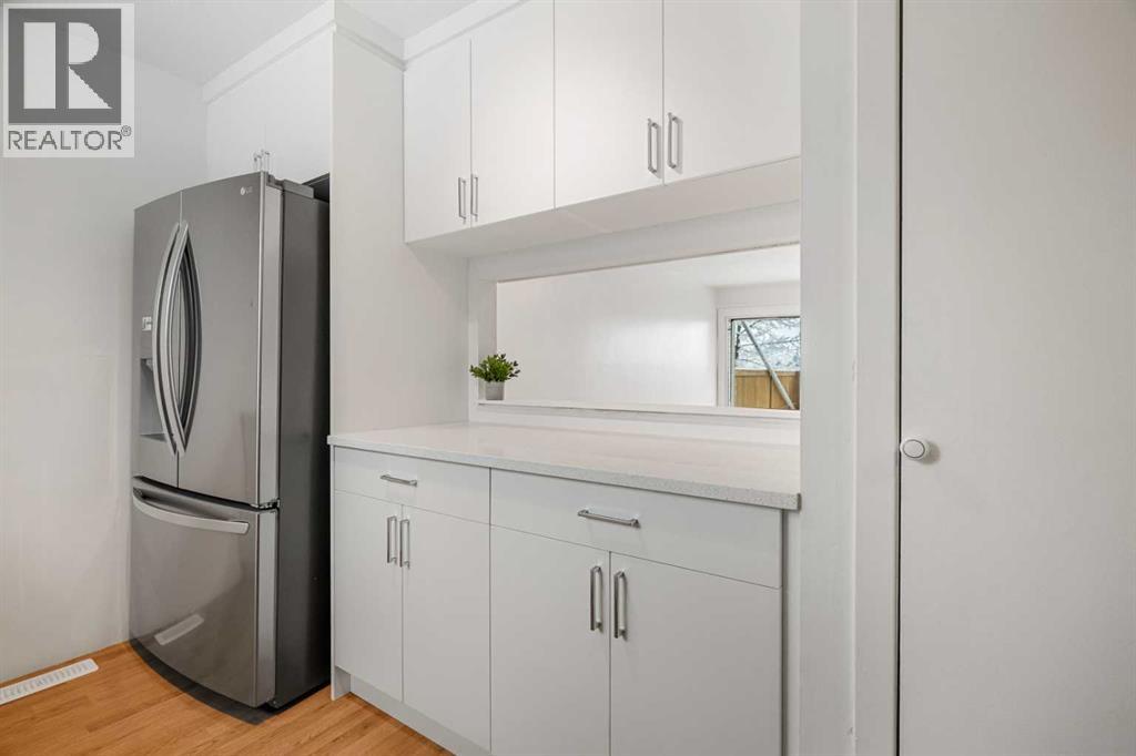 Single Family House for Sale in   Templehill Drive NE Temple Calgary 