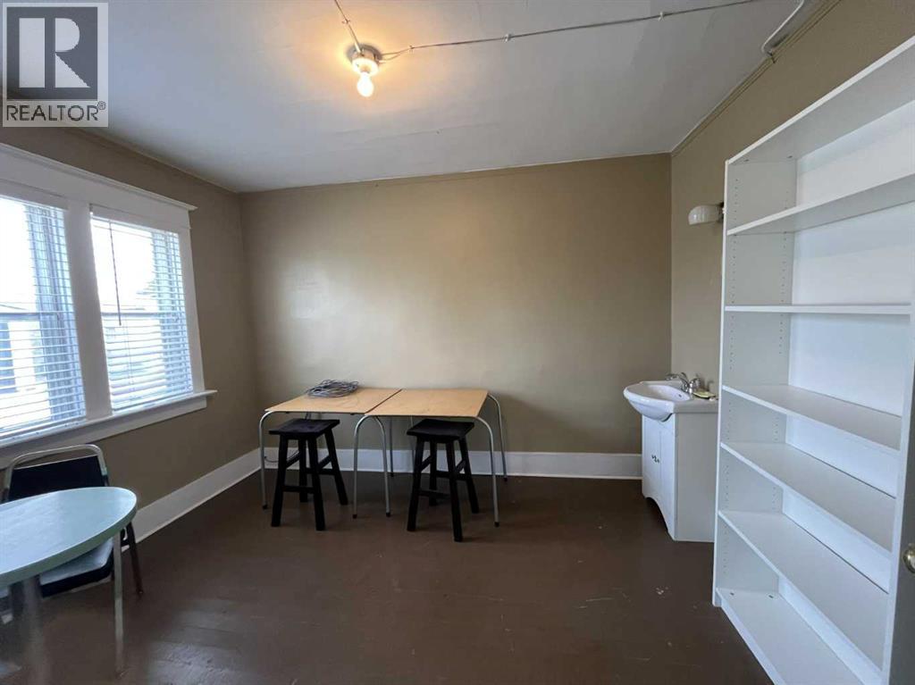 
          218 Main Street
            <br/>
            <span>Burdett</span>
            , 
            <span>AB</span>
             <span>T0K0J0</span>
         - Photo 24