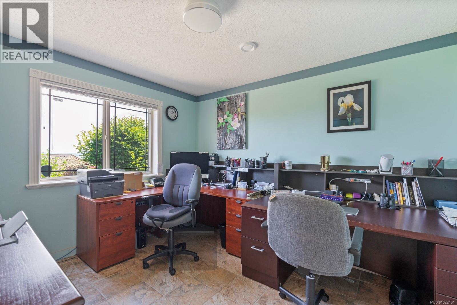 7012 Island View Pl, Central Saanich