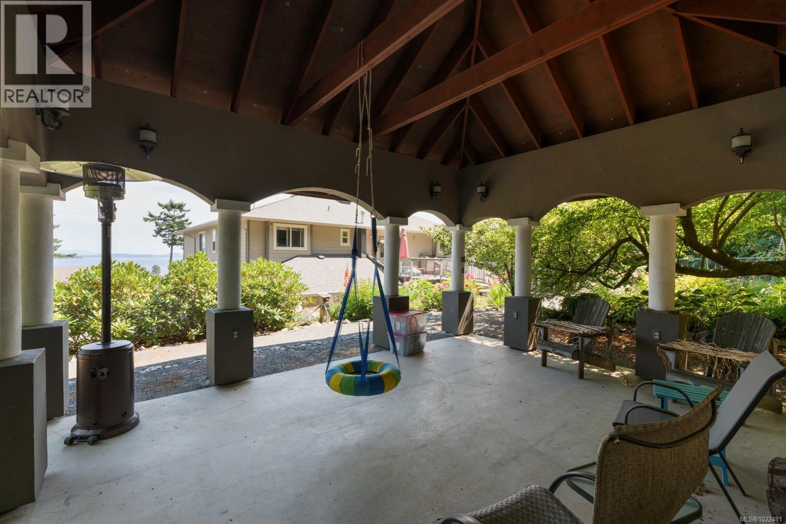 7012 Island View Pl, Central Saanich