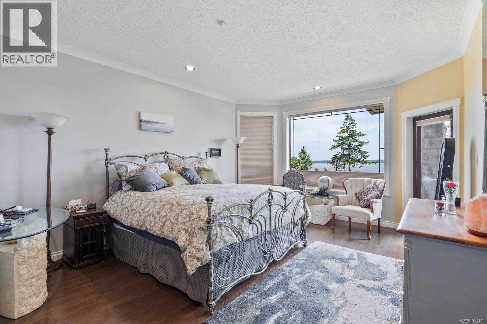 7012 Island View Pl, Central Saanich