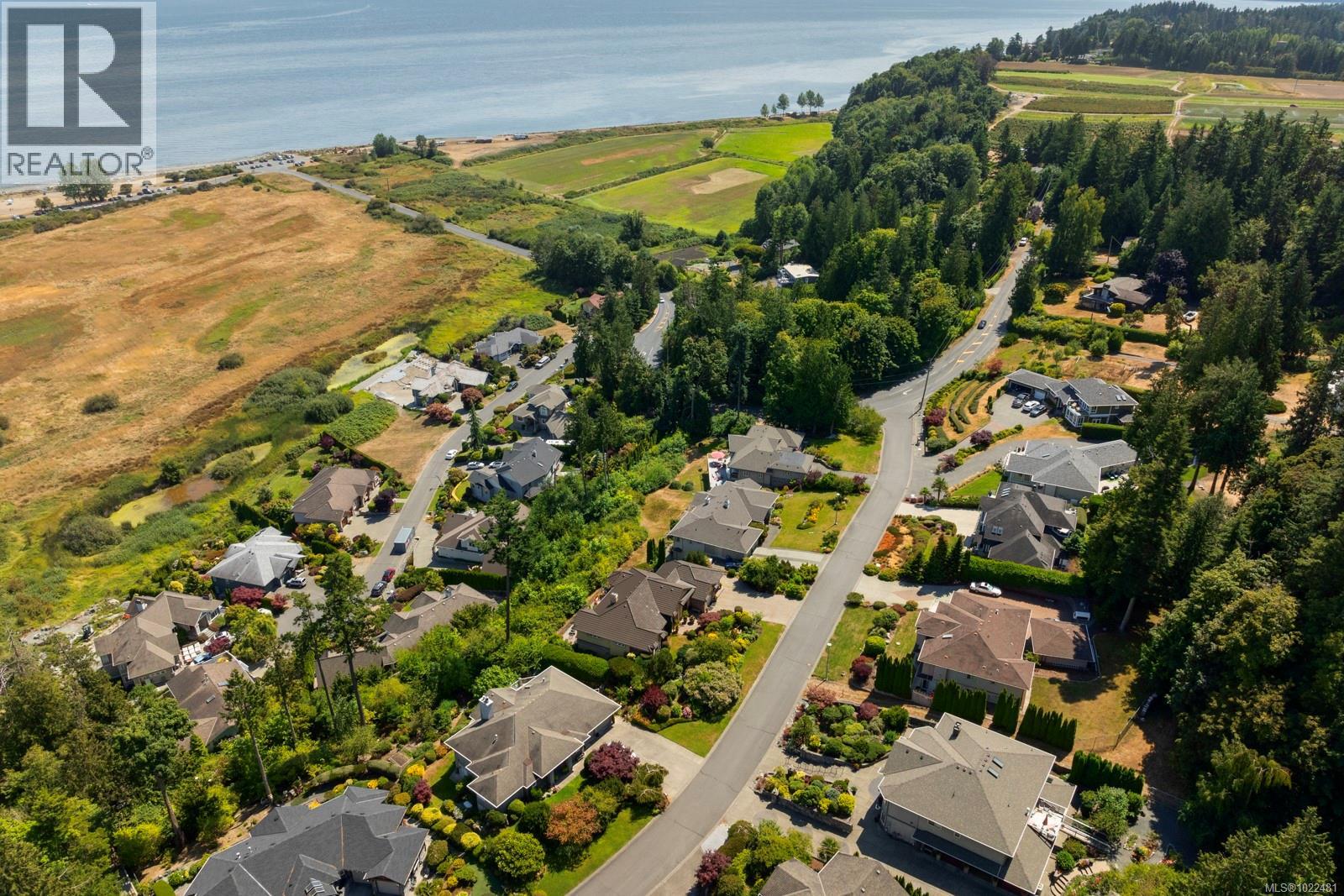 7012 Island View Pl, Central Saanich