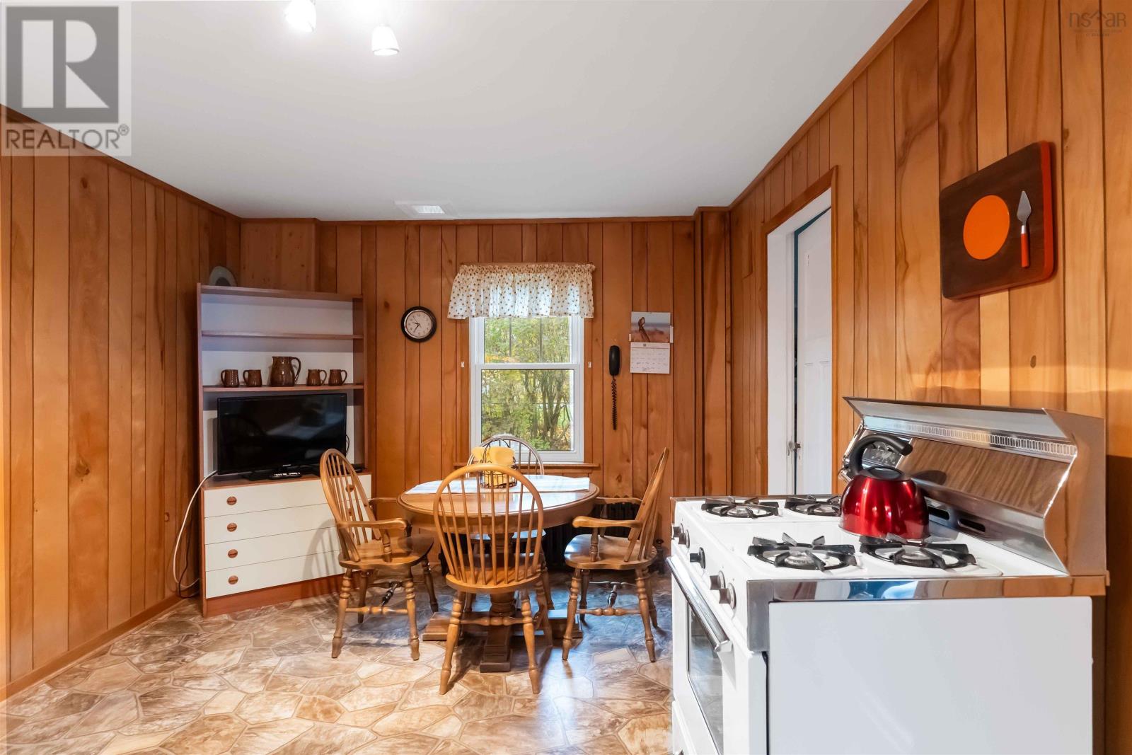 Property 29 of 44 of 24 Church Street