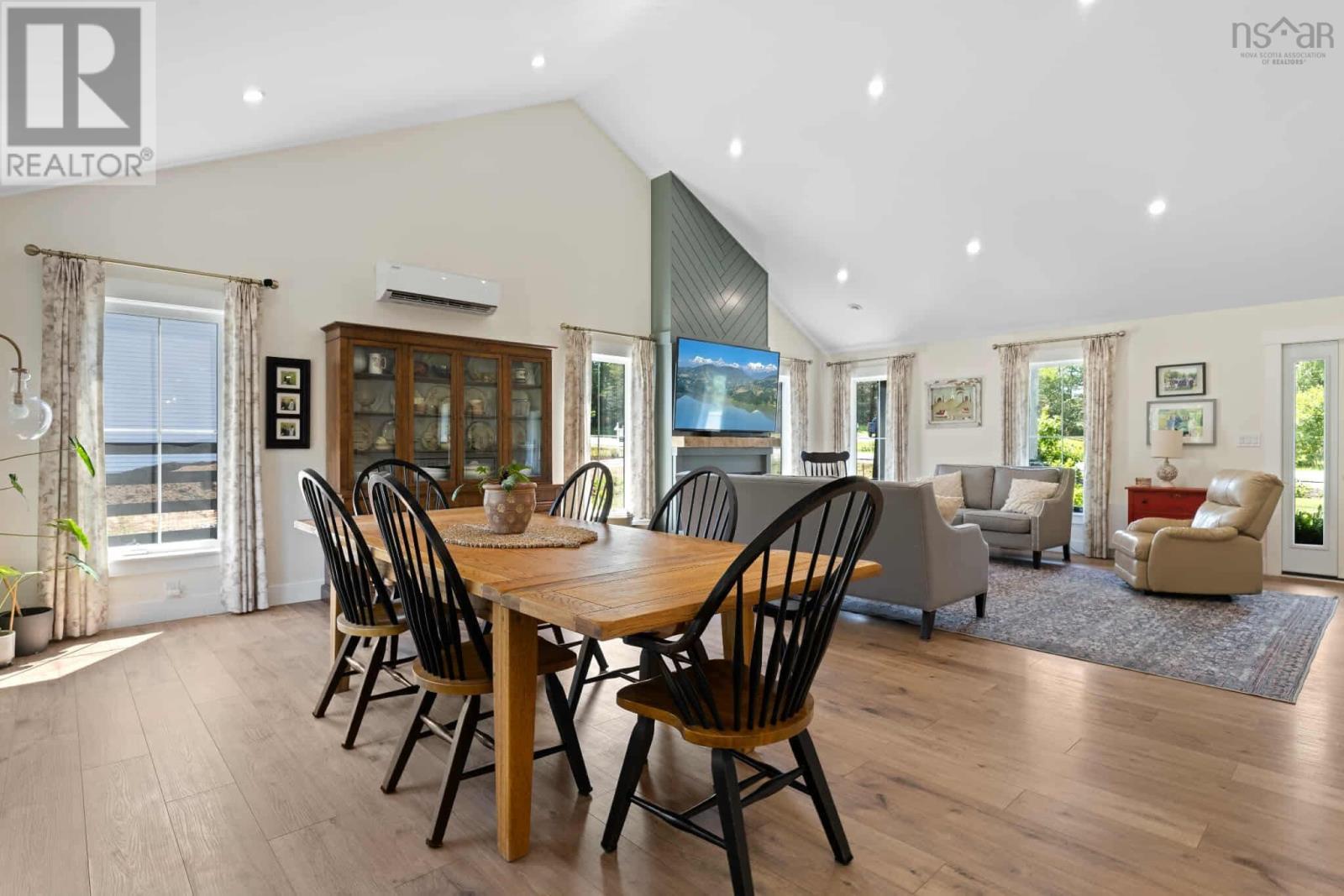 Property 6 of 31 of 406 Falmouth Back Road