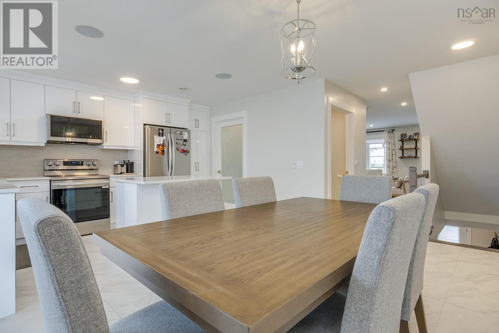 Property 11 of 31 of 31 Grosse Street