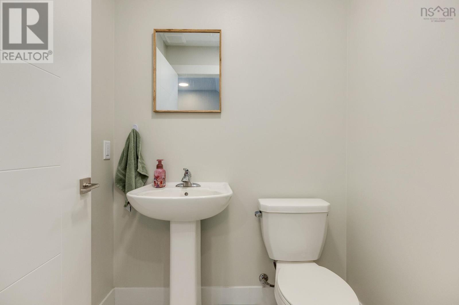 Property 13 of 31 of 31 Grosse Street