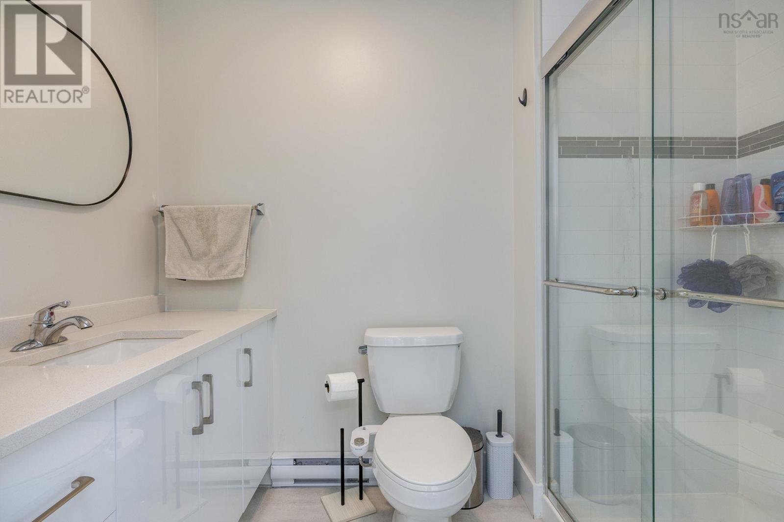 Property 21 of 31 of 31 Grosse Street