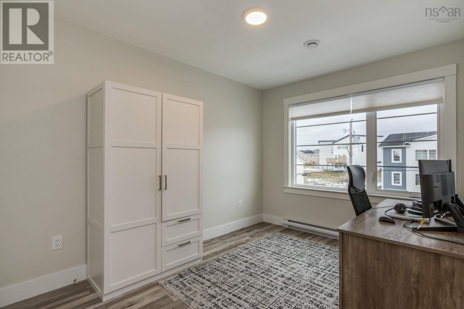 Property 24 of 31 of 31 Grosse Street