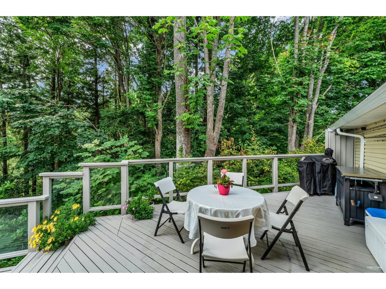 14104 MARINE DRIVE, White Rock