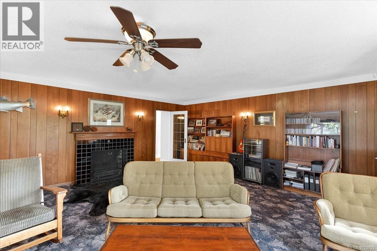 6009 River Rd, Port Alberni