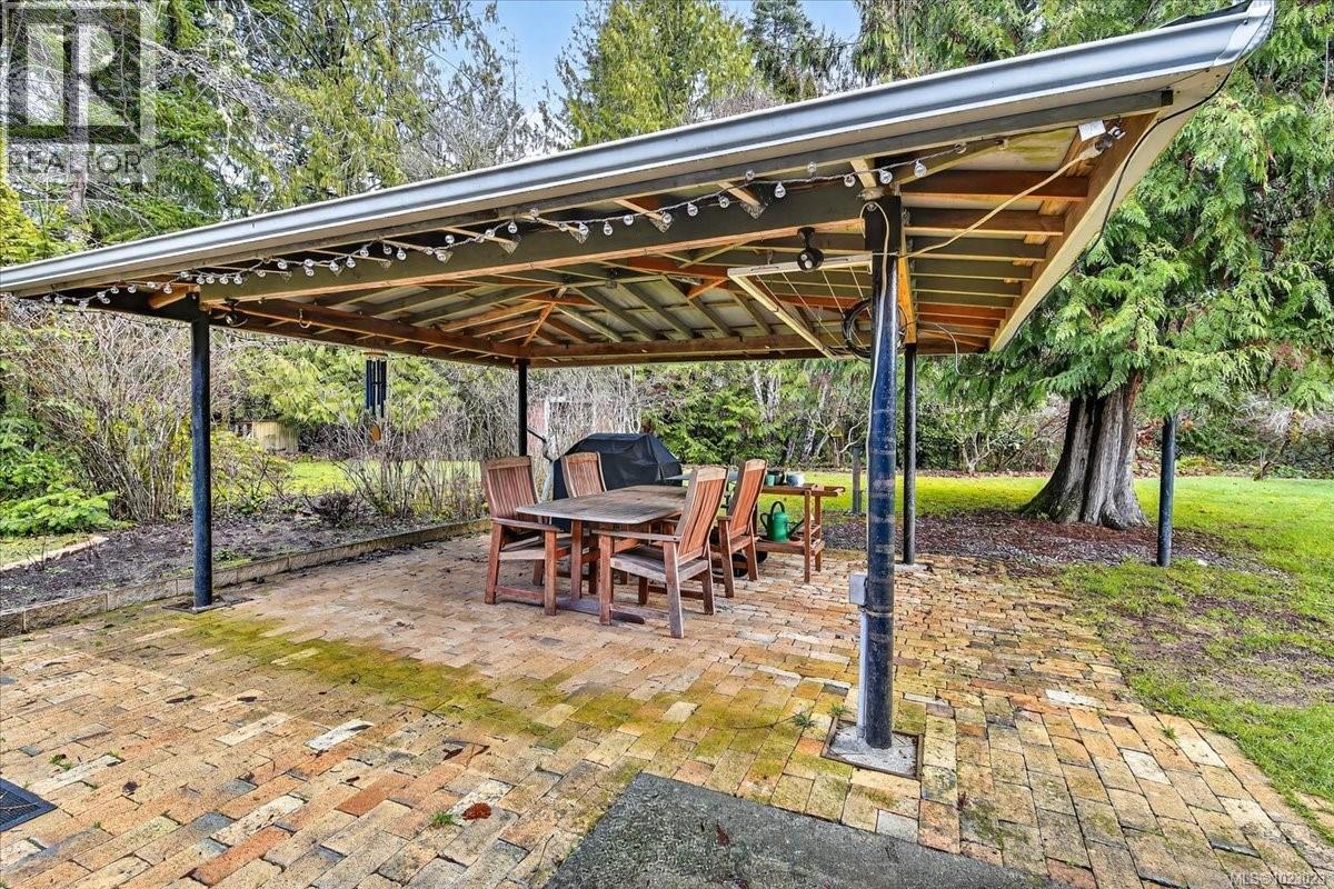 6009 River Rd, Port Alberni