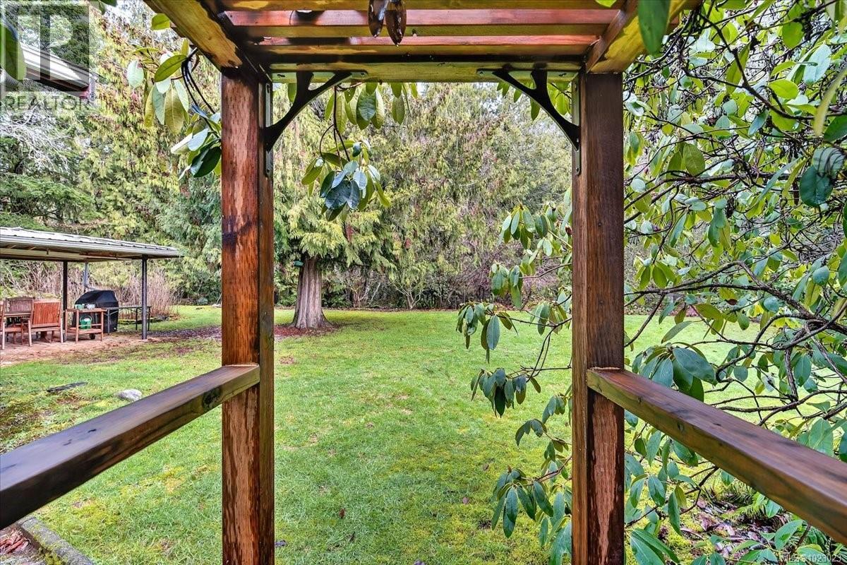 6009 River Rd, Port Alberni